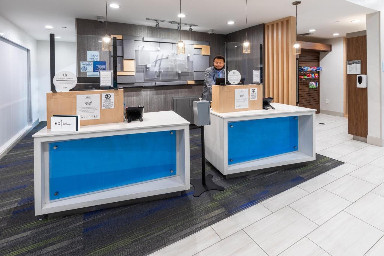 Holiday Inn Express & Suites - Stafford Nw - Sugar Land By Ihg Exterior foto